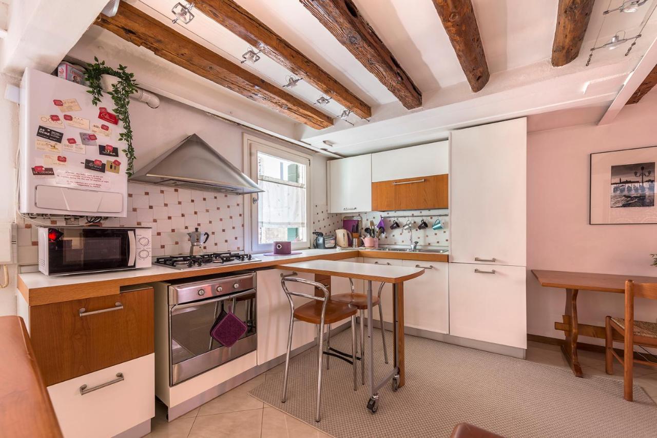 Piccolo - Cozy Studio In The Heart Of Authentic Venetië Buitenkant foto